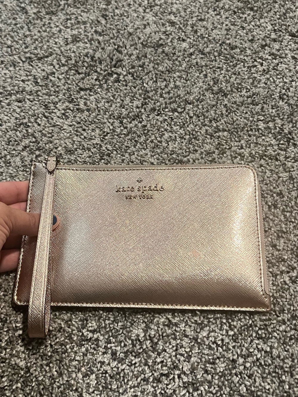 Kate Spade Staci Medium Zip Wristlet in Rose Gold